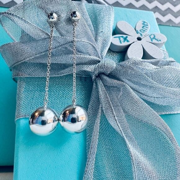 Tiffany & Co Hardwear Ball Drop Dangle Earrings 10mm - Picture 1 of 8
